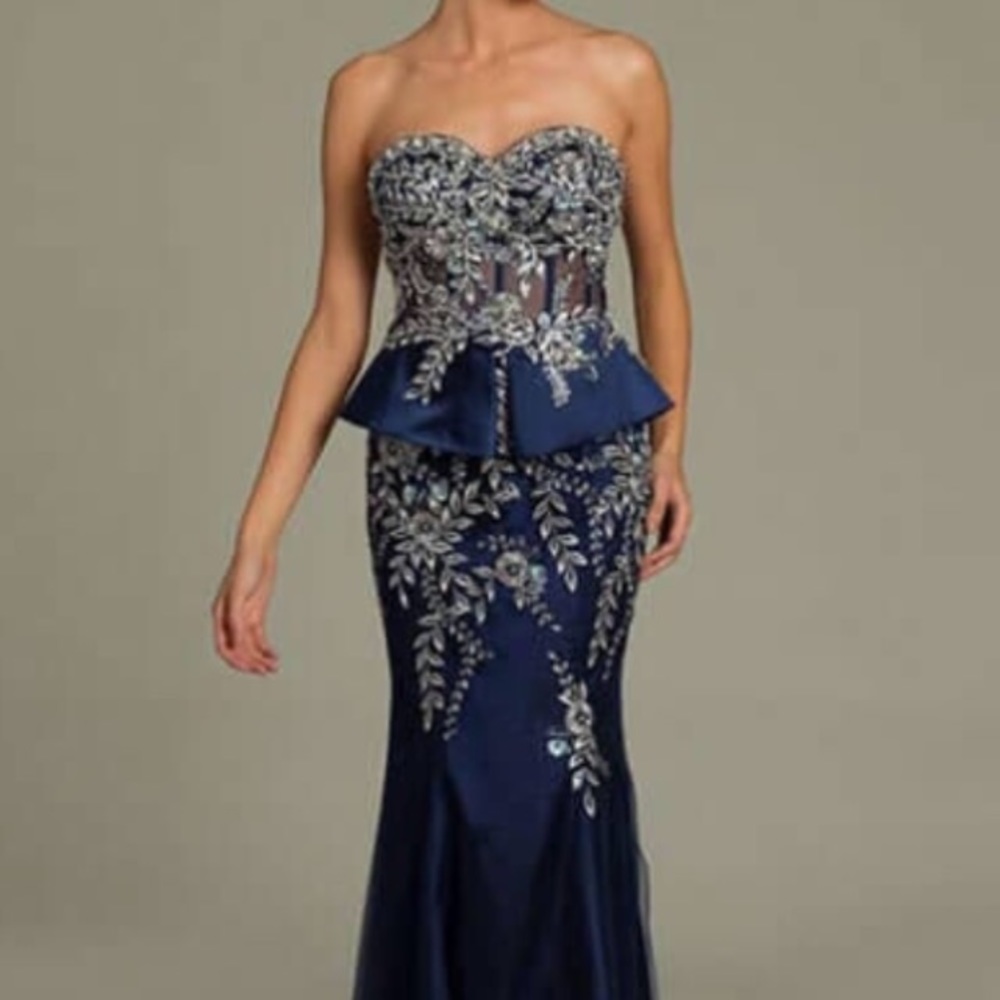 NWT Jovani formal gown HOST PICK🎊🎉🎈❤️💕🎉🎉🍾